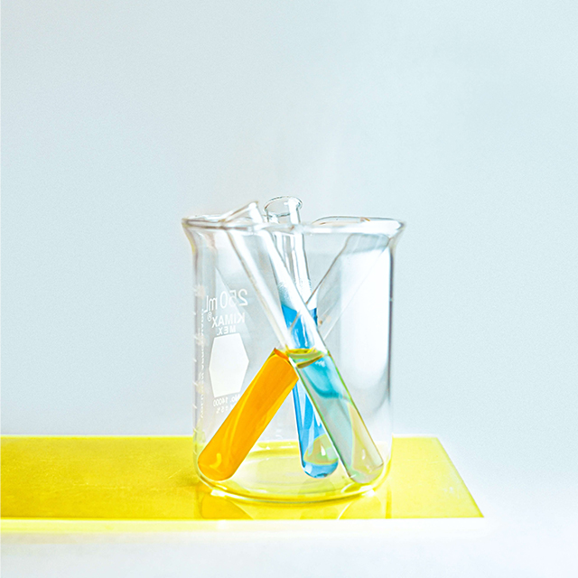 chemikalien messbecher