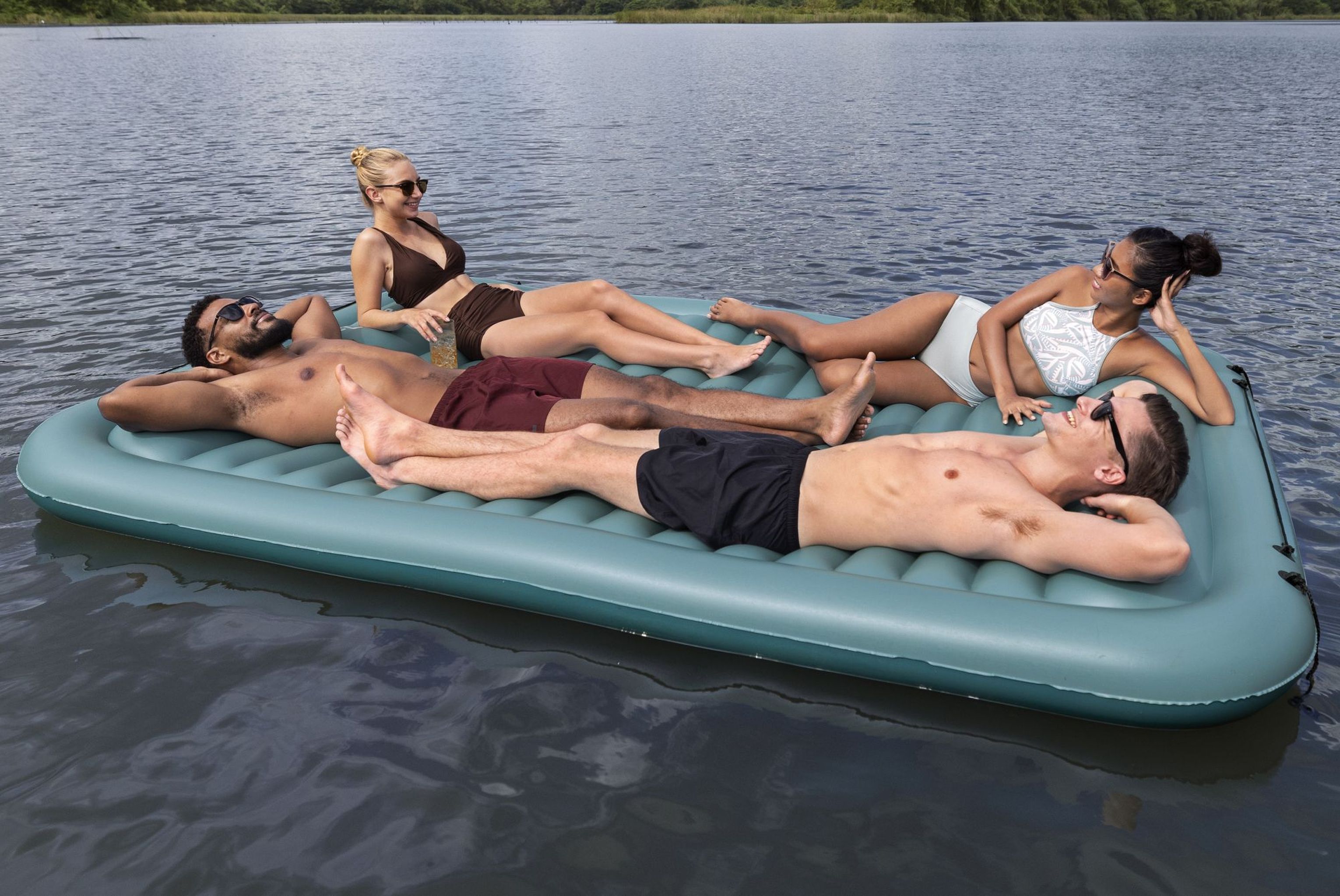 Bestway Hydro Force Plattform Sun Soaker 290 x 191 cm, 4 Personen Bestway Hydro Force Plattform Sun Soaker 290 x 191 cm, 4 Personen