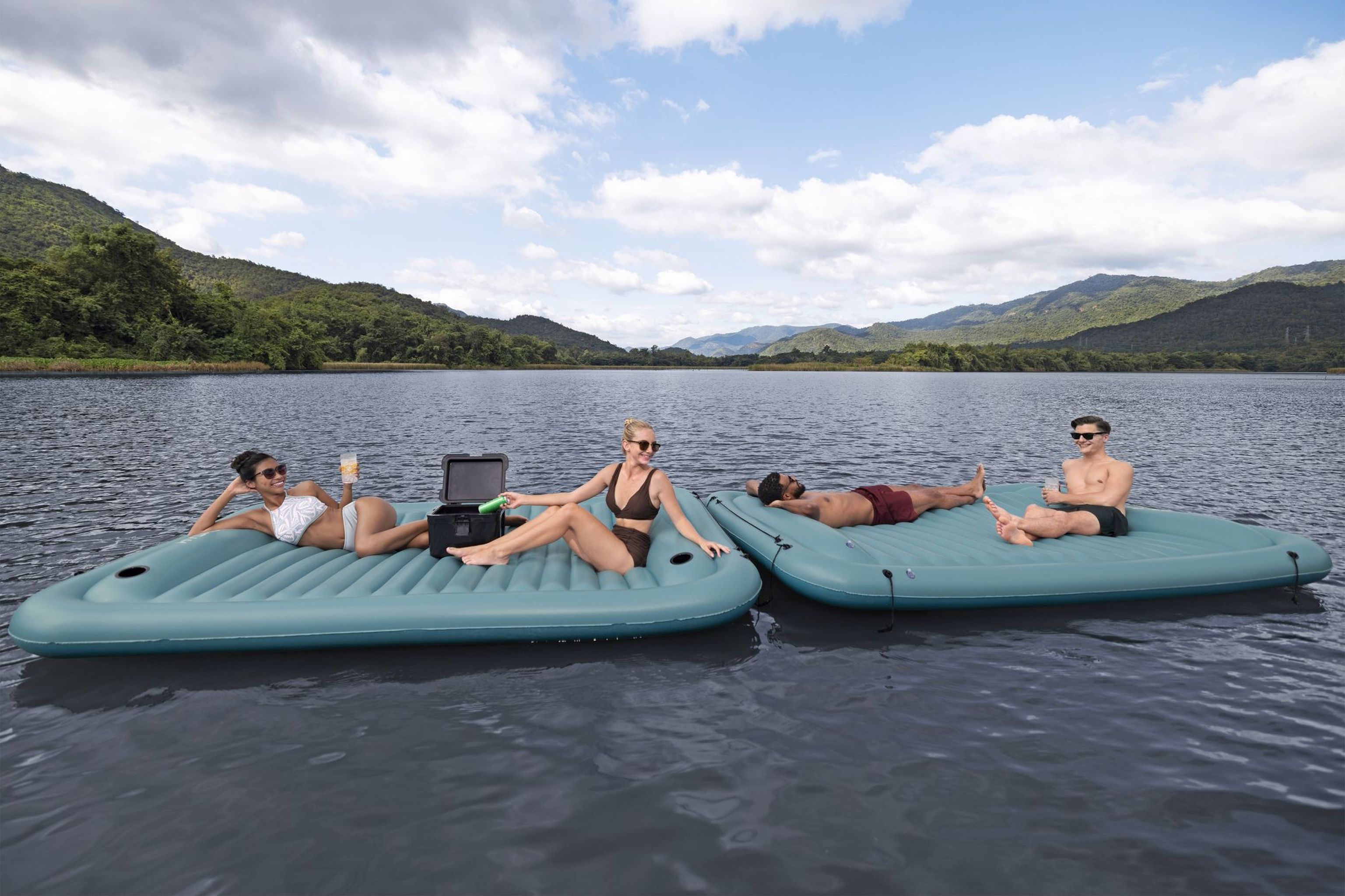 Bestway Hydro Force Plattform Sun Soaker 290 x 191 cm, 4 Personen Bestway Hydro Force Plattform Sun Soaker 290 x 191 cm, 4 Personen