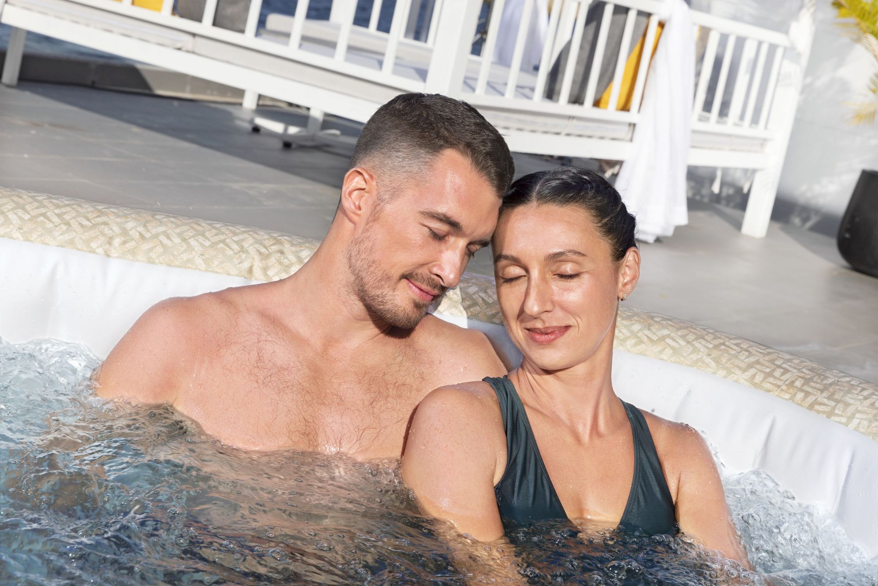 Bestway LAY-Z-SPA Rome AirJet Whirlpool 7 Personen 201 x 201 cm