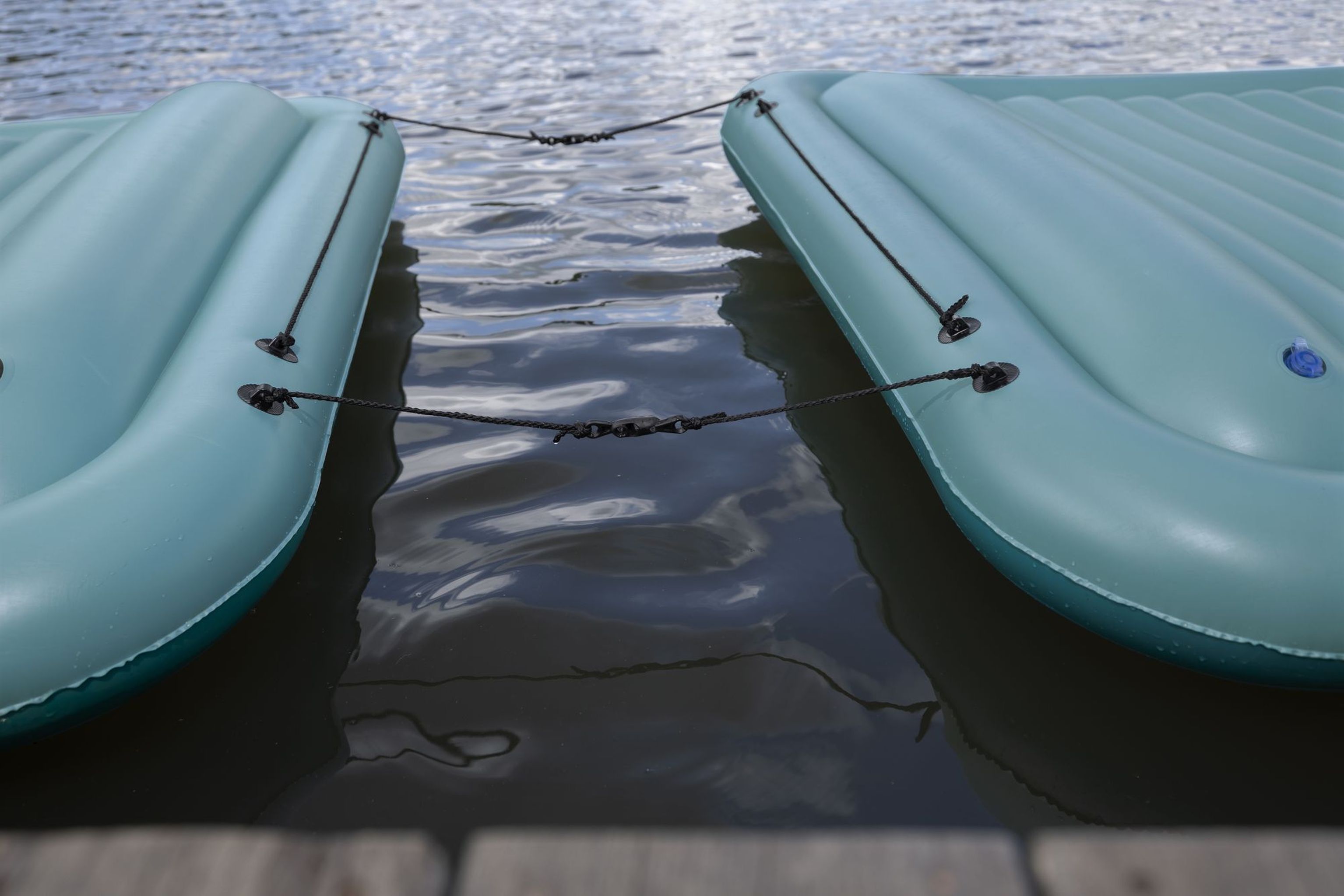 Bestway Hydro Force Plattform Sun Soaker 290 x 191 cm, 4 Personen Bestway Hydro Force Plattform Sun Soaker 290 x 191 cm, 4 Personen