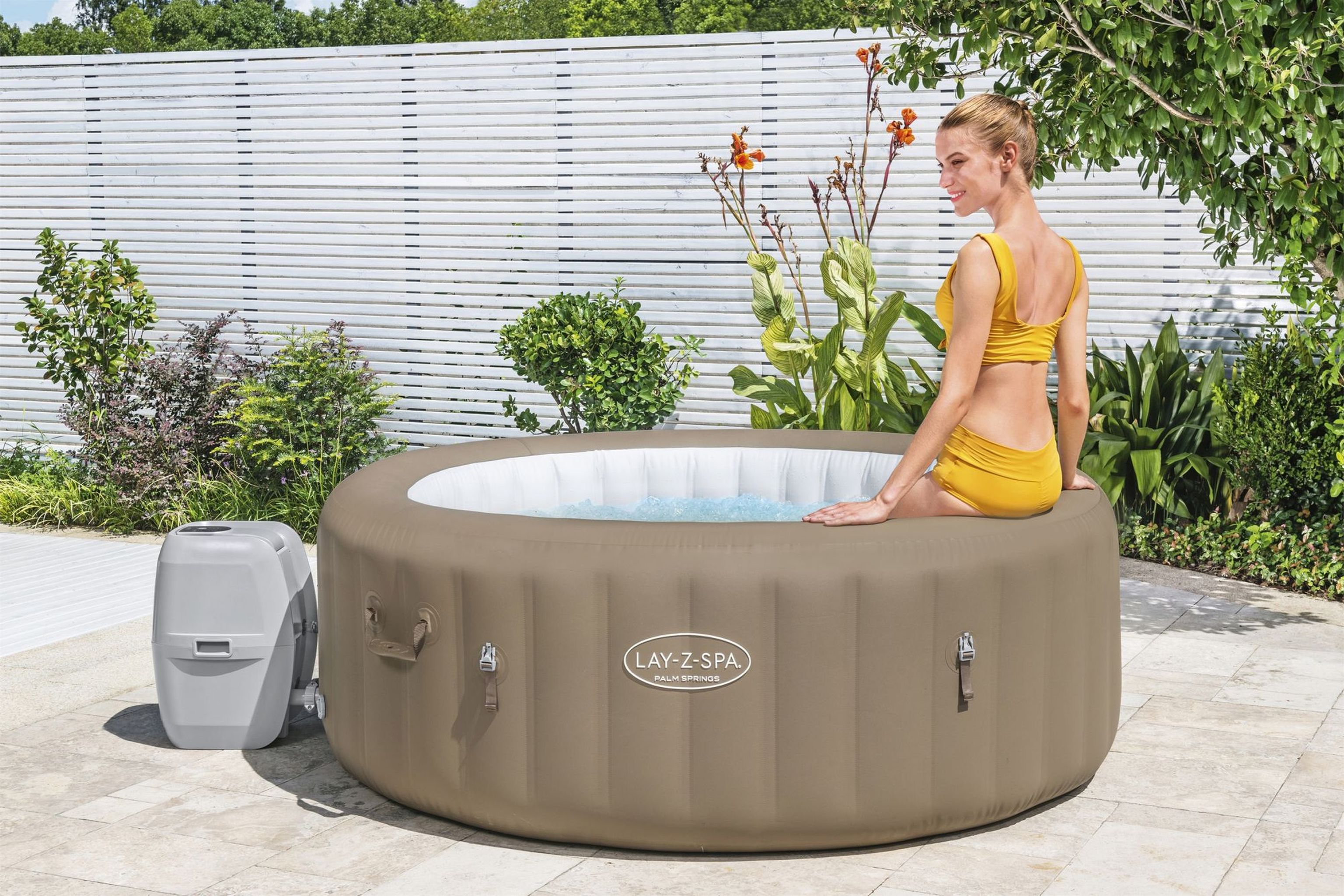 LAY-Z-SPA Palm Springs AirJet Whirlpool Ø 196 x 71 cm 6 Personen LAY-Z-SPA Palm Springs AirJet Whirlpool Ø 196 x 71 cm 6 Personen