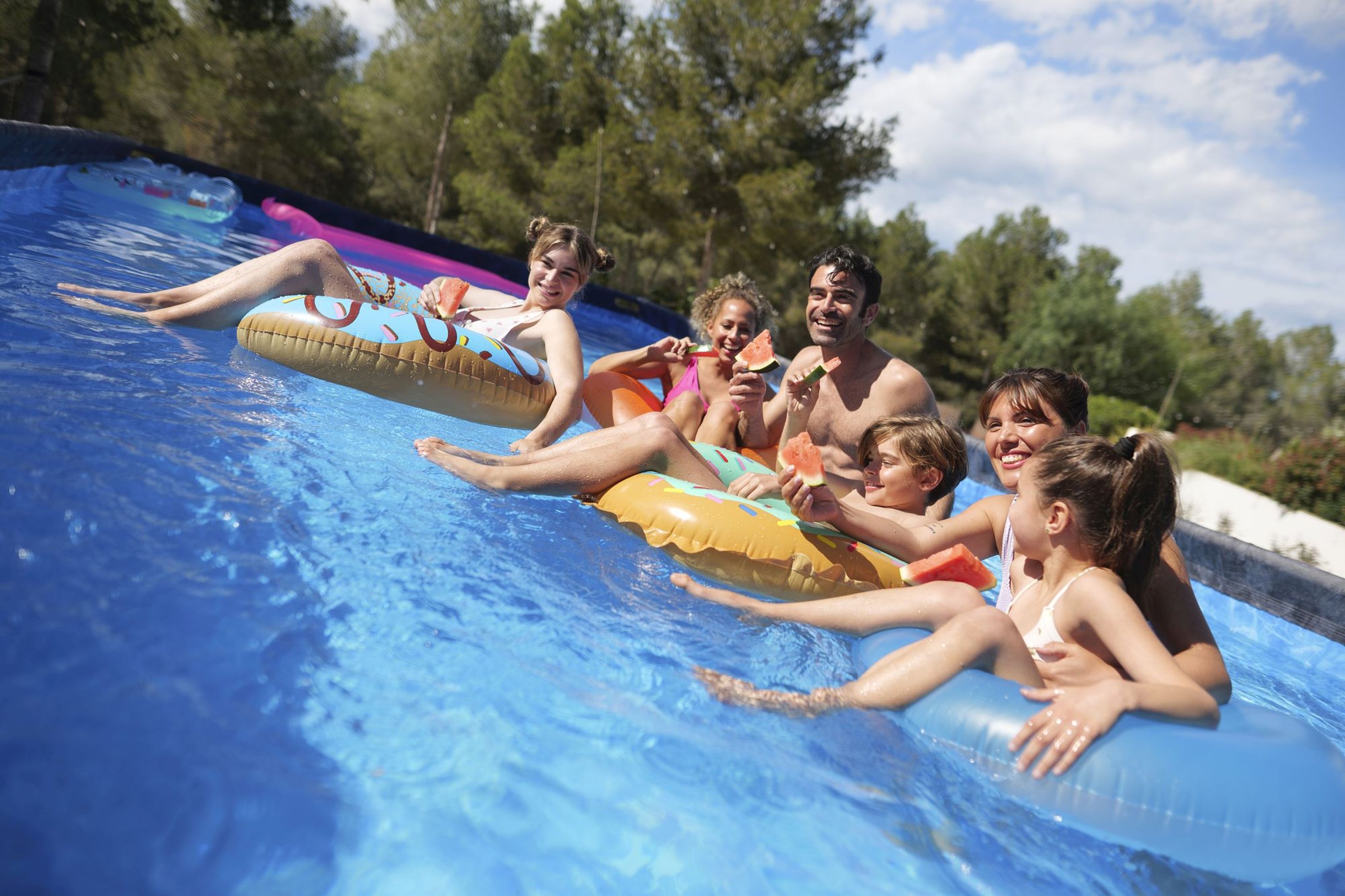 Bestway APX365 winterfestes Frame Pool Komplett-Set 732 x 366 x 132 cm Bestway APX365 winterfestes Frame Pool Komplett-Set 732 x 366 x 132 cm