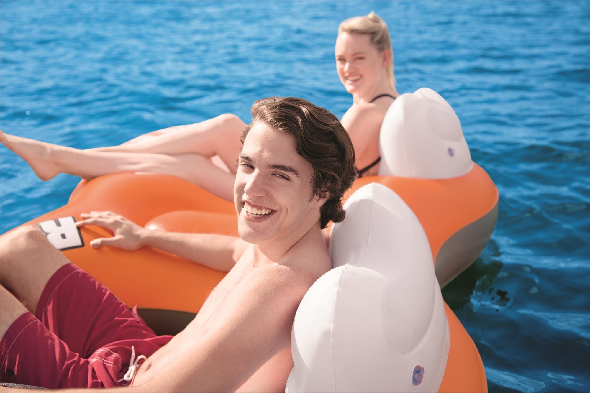 CoolerZ 2-Personen Schwimmring mit Rückenlehne X2 251 x 132 cm 43113_22 CoolerZ 2-Personen Schwimmring mit Rückenlehne X2 251 x 132 cm 43113_22